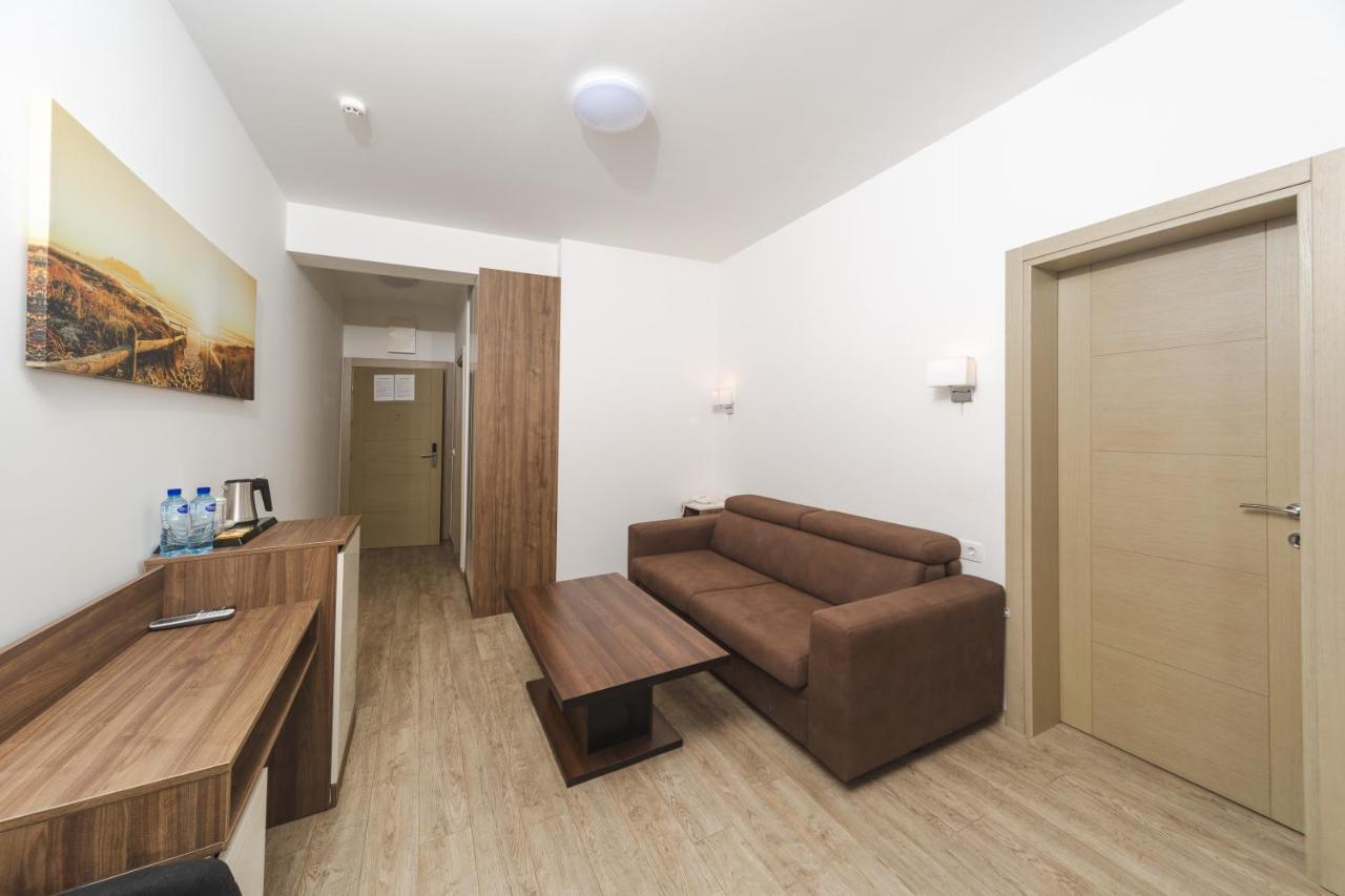 Hotel 219 Budva Eksteriør billede