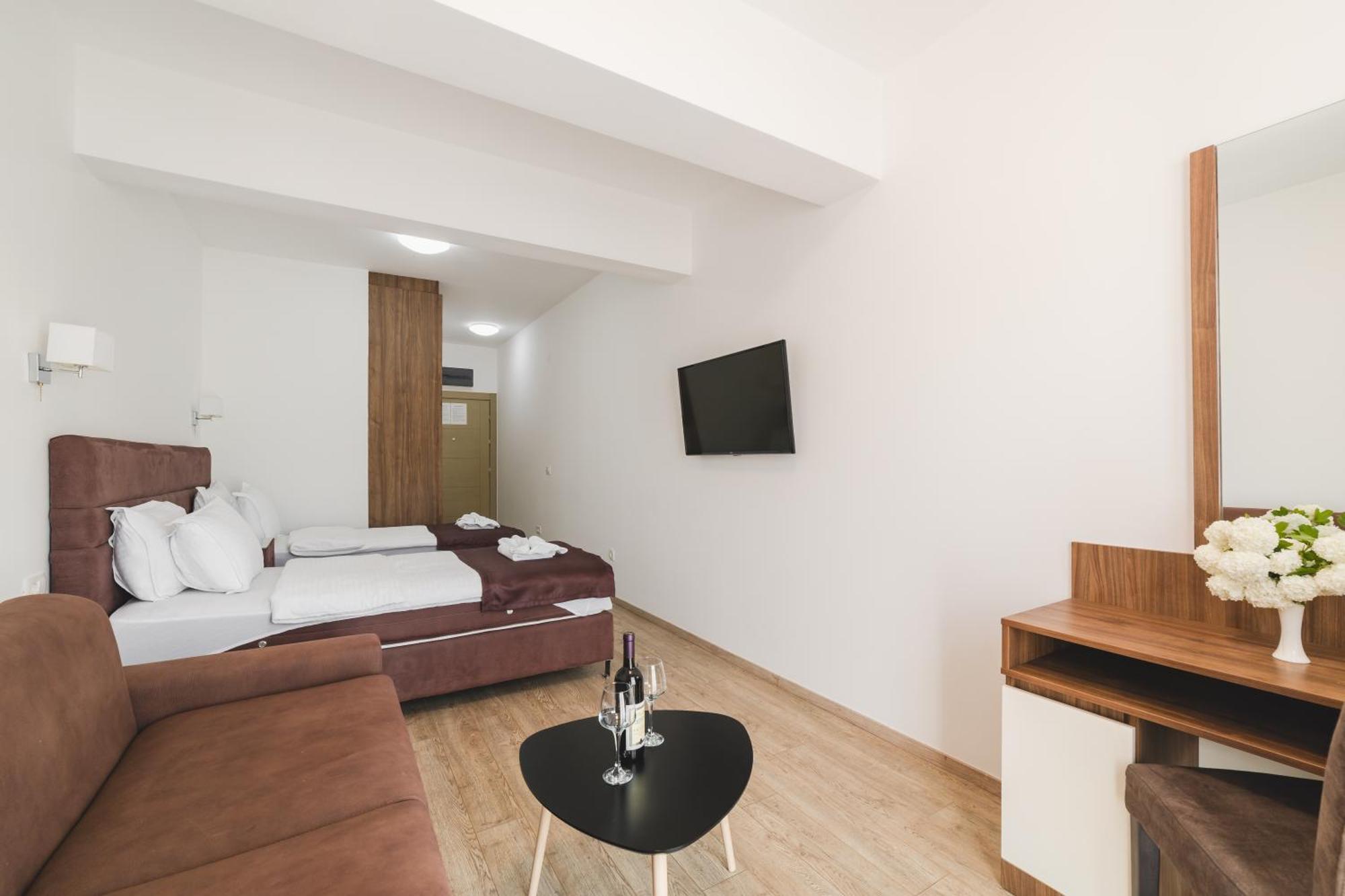 Hotel 219 Budva Eksteriør billede