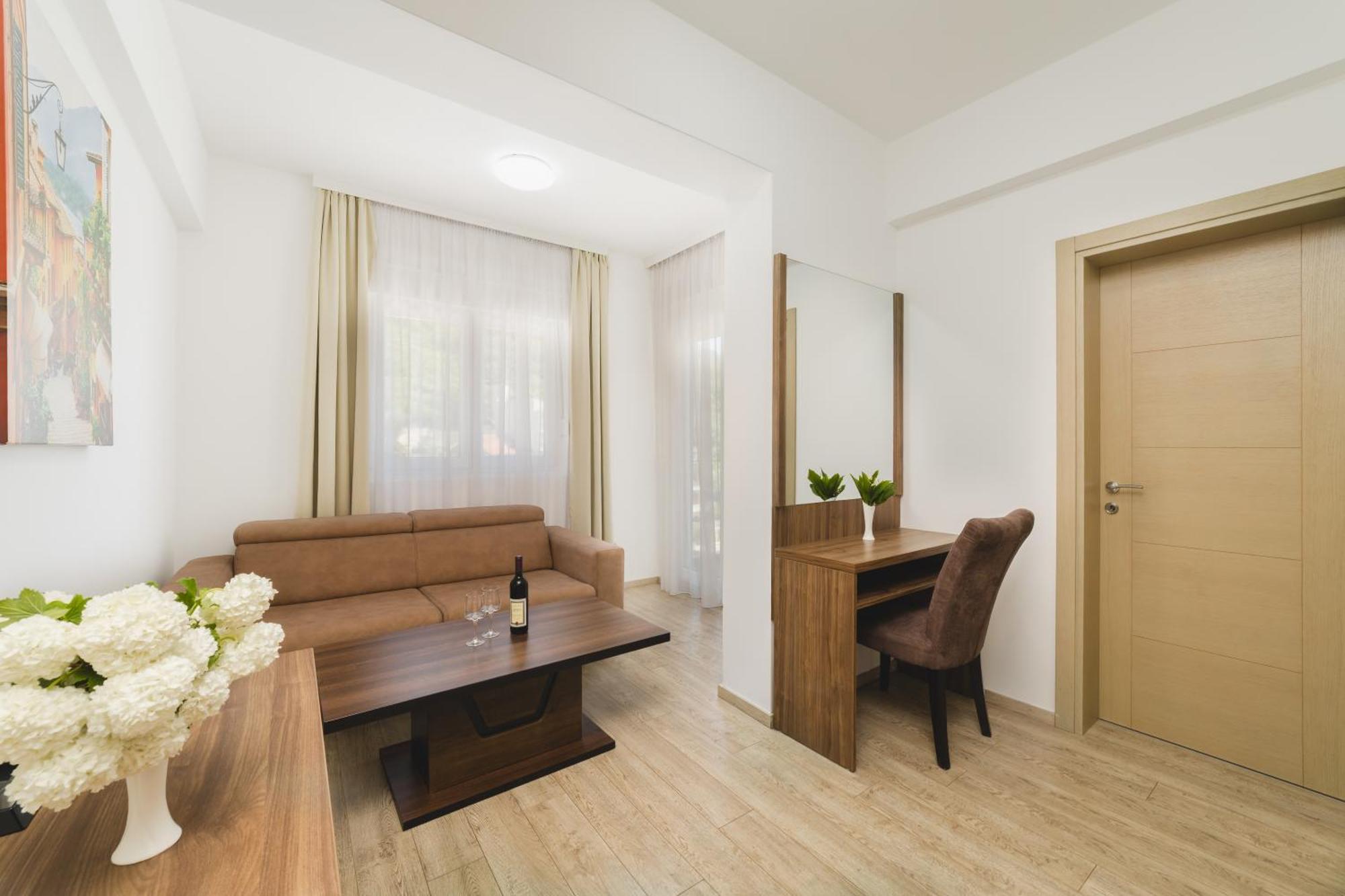Hotel 219 Budva Eksteriør billede