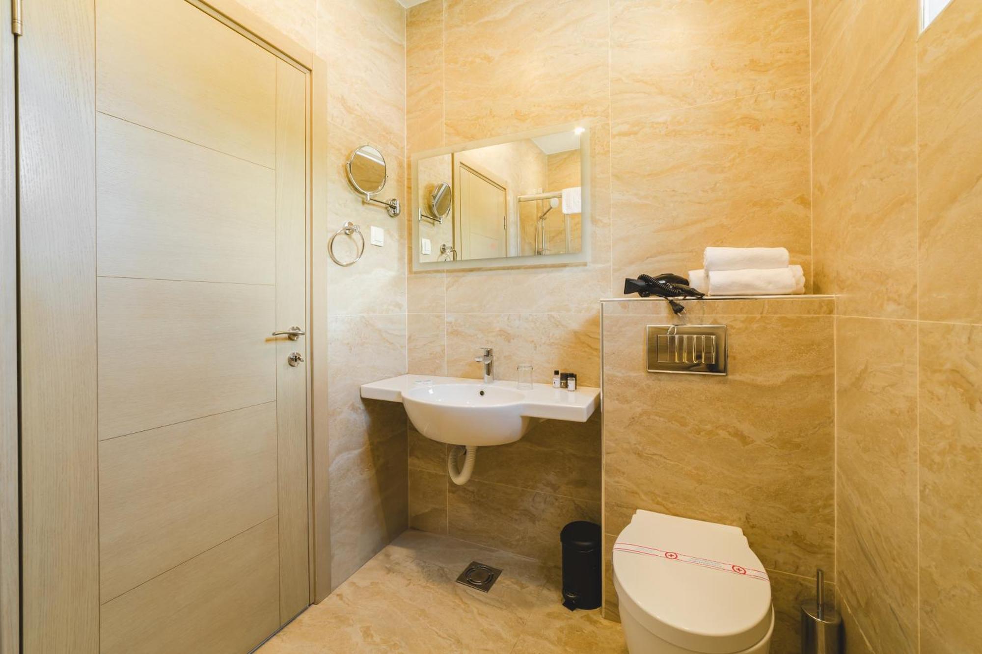Hotel 219 Budva Eksteriør billede