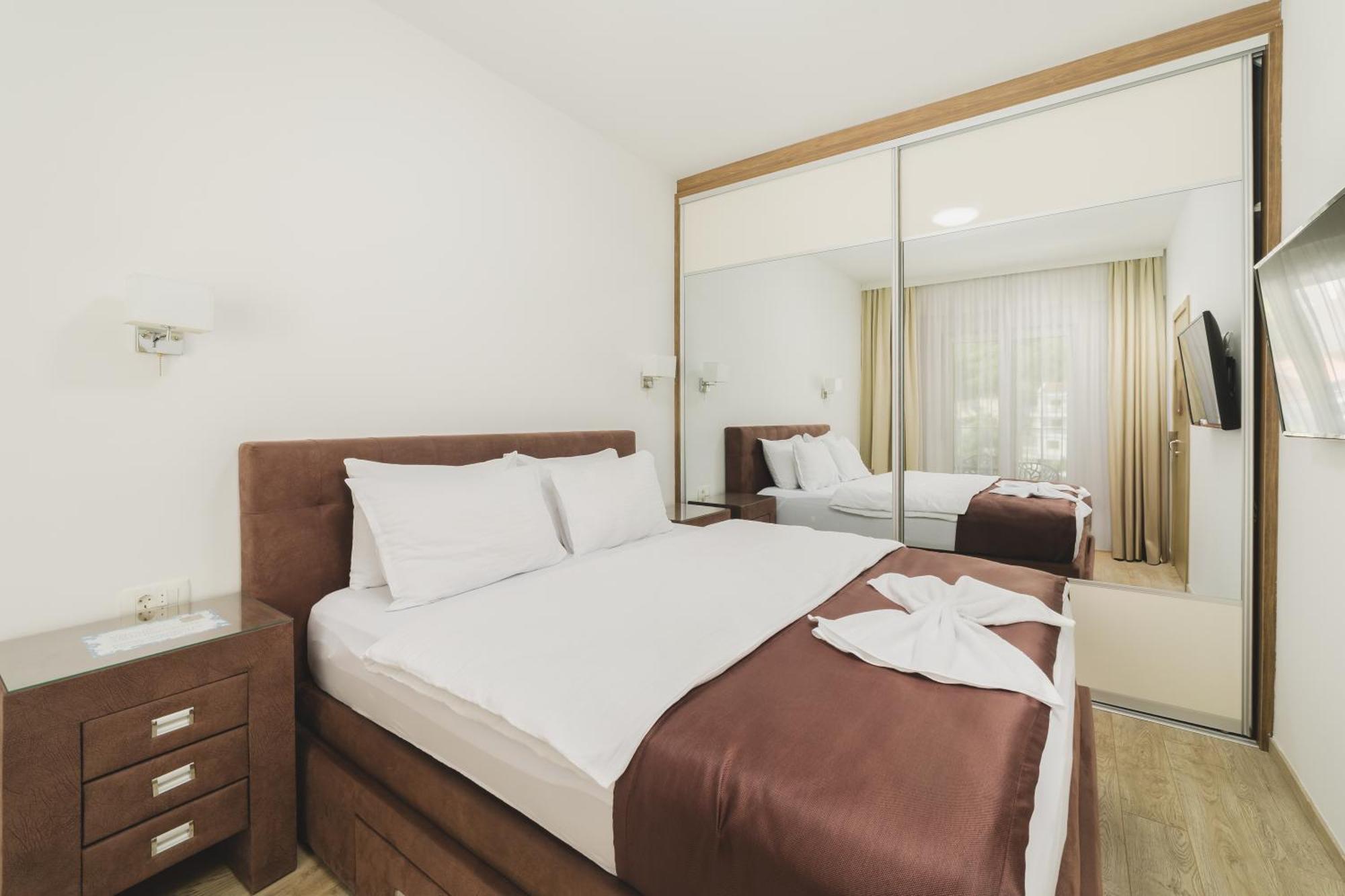 Hotel 219 Budva Eksteriør billede